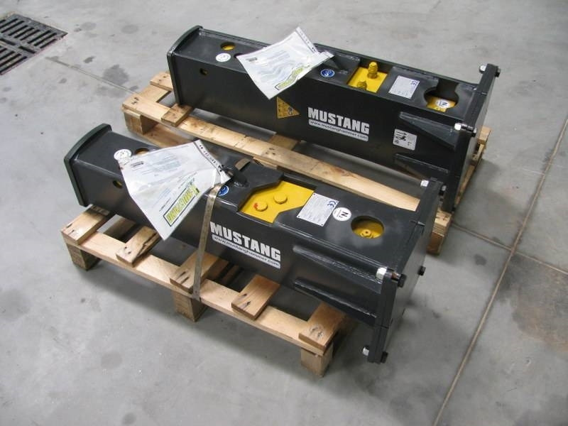 Mustang HM250 teža 255kg in 266kg NOVO - مطرقة هيدروليكية - آلات البناء: صورة 1 Mustang HM250 teža 255kg in 266kg NOVO - مطرقة هيدروليكية - آلات البناء: صورة 1