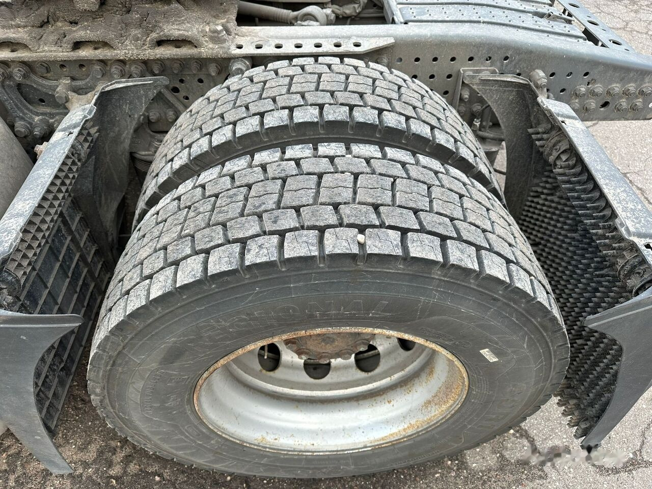 Mercedes-Benz Actros 1845 - وحدة جر: صورة 5 Mercedes-Benz Actros 1845 - وحدة جر: صورة 5