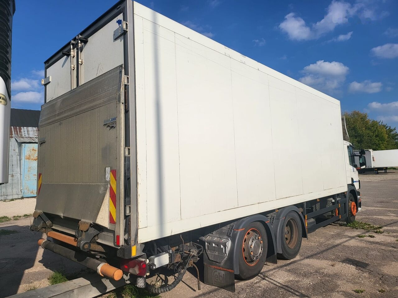 Scania Scania Schmitz Cargobull P 400 P 400 ZKO 18 - شاحنة الفريزر: صورة 5 Scania Scania Schmitz Cargobull P 400 P 400 ZKO 18 - شاحنة الفريزر: صورة 5