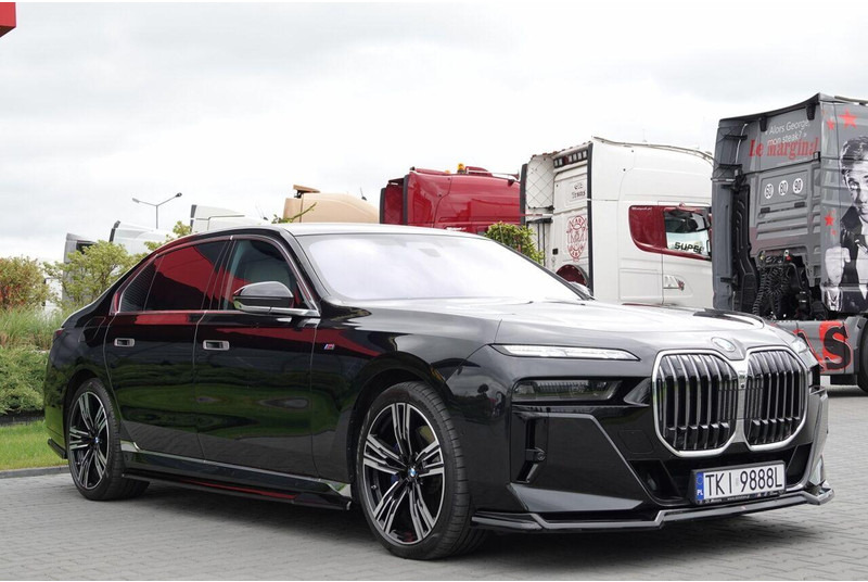 BMW 7 xDrive M Sport - سيدان: صورة 4 BMW 7 xDrive M Sport - سيدان: صورة 4