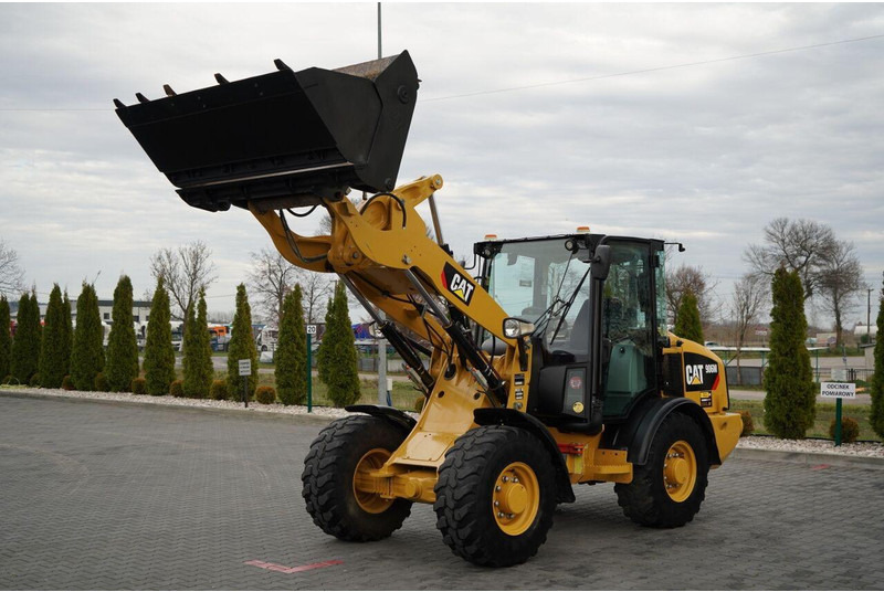 Caterpillar 906M / ŁADOWARKA KOŁOWA / 2019 ROK / ŁYŻKA SZCZĘKOWA / - اللودر بعجل: صورة 1 Caterpillar 906M / ŁADOWARKA KOŁOWA / 2019 ROK / ŁYŻKA SZCZĘKOWA / - اللودر بعجل: صورة 1