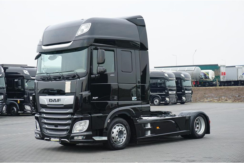 DAF 106 / 480 / EURO 6 / ACC / MEGA / LOW DECK / SUPER SPACE CAB - وحدة جر: صورة 2 DAF 106 / 480 / EURO 6 / ACC / MEGA / LOW DECK / SUPER SPACE CAB - وحدة جر: صورة 2