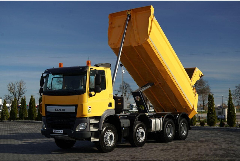 DAF CF 85.410 / 8x4 / WYWROTKA TYLNOZSYPOWA / HYDROKLAPA / OPONY 1 - شاحنة قلاب: صورة 3 DAF CF 85.410 / 8x4 / WYWROTKA TYLNOZSYPOWA / HYDROKLAPA / OPONY 1 - شاحنة قلاب: صورة 3