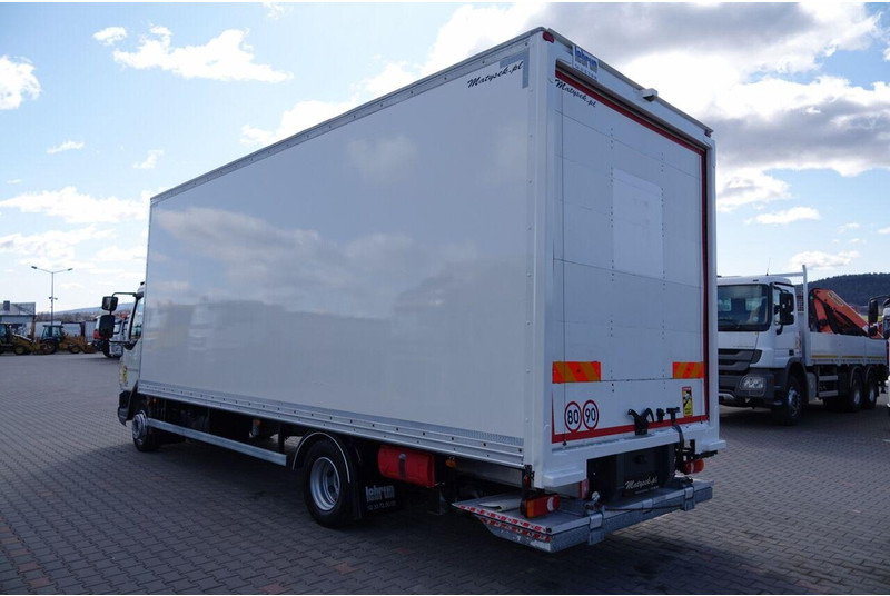 DAF LF 210 / KONTENER - 7 M / SOLÓWKA / WINDA DHOLLANDIA / EURO 6 - شاحنة مقفلة: صورة 4 DAF LF 210 / KONTENER - 7 M / SOLÓWKA / WINDA DHOLLANDIA / EURO 6 - شاحنة مقفلة: صورة 4