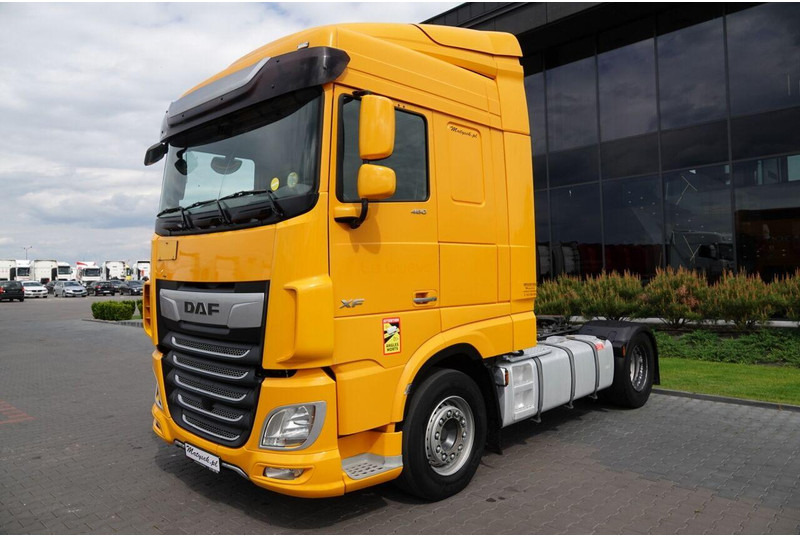 DAF XF 480 / SPACE CAB / 2018 R / SPROWADZONY / PO KONTRAKCIE SERWIS - وحدة جر: صورة 4 DAF XF 480 / SPACE CAB / 2018 R / SPROWADZONY / PO KONTRAKCIE SERWIS - وحدة جر: صورة 4