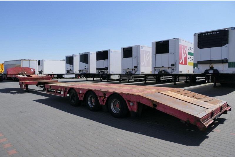 عربة منخفضة مسطحة نصف مقطورة Faymonville NISKOPODWOZIE / ROZCIĄGANA / LAWETA / osie skrętne / wciągarka: صورة 6 عربة منخفضة مسطحة نصف مقطورة Faymonville NISKOPODWOZIE / ROZCIĄGANA / LAWETA / osie skrętne / wciągarka: صورة 6