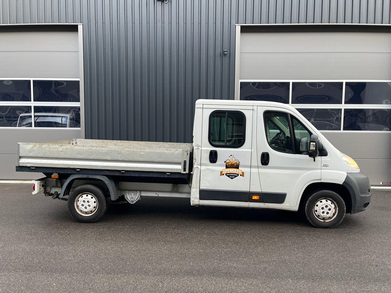 Fiat Ducato 2.3 Doka platós - شاحنة مفتوحة, الشاحنات الصغيرة كابينة مزدوجة: صورة 4 Fiat Ducato 2.3 Doka platós - شاحنة مفتوحة, الشاحنات الصغيرة كابينة مزدوجة: صورة 4