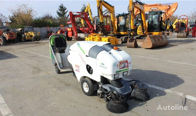 Green Machines 414 Street sweeping machine - سياره كنس شوارع: صورة 4 Green Machines 414 Street sweeping machine - سياره كنس شوارع: صورة 4