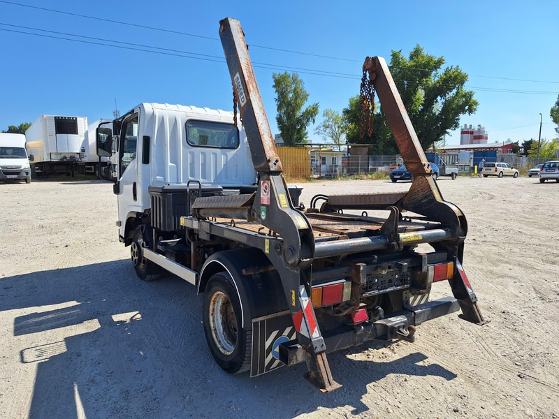Isuzu 4X4 - container transport Isuzu 4X4 - container transport: صورة 6 Isuzu 4X4 - container transport Isuzu 4X4 - container transport: صورة 6