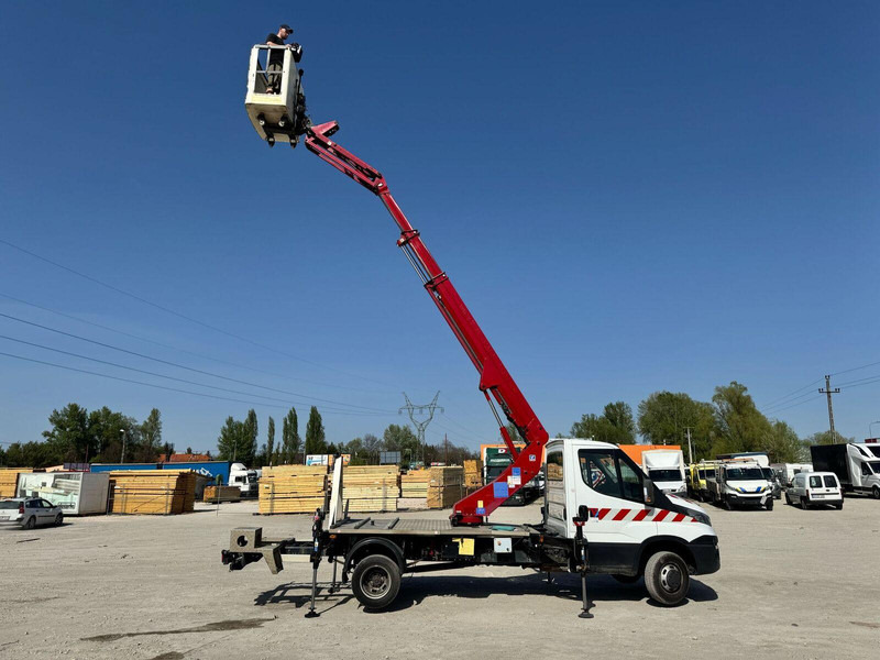 Iveco 35-140 S Ruthmann 145 TJ - Lifting Basket - شاحنة, شاحنة كرين: صورة 3 Iveco 35-140 S Ruthmann 145 TJ - Lifting Basket - شاحنة, شاحنة كرين: صورة 3