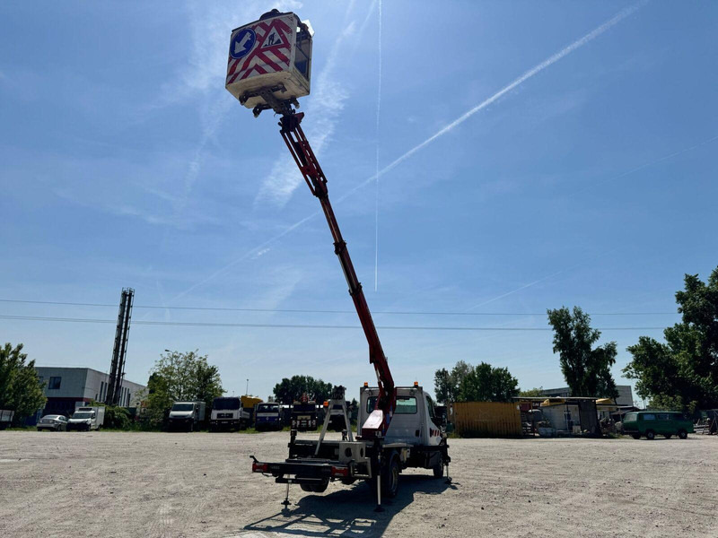 Iveco 35-140 S - Ruthmann 145TJ Lifting Basket - شاحنة, شاحنة كرين: صورة 3 Iveco 35-140 S - Ruthmann 145TJ Lifting Basket - شاحنة, شاحنة كرين: صورة 3