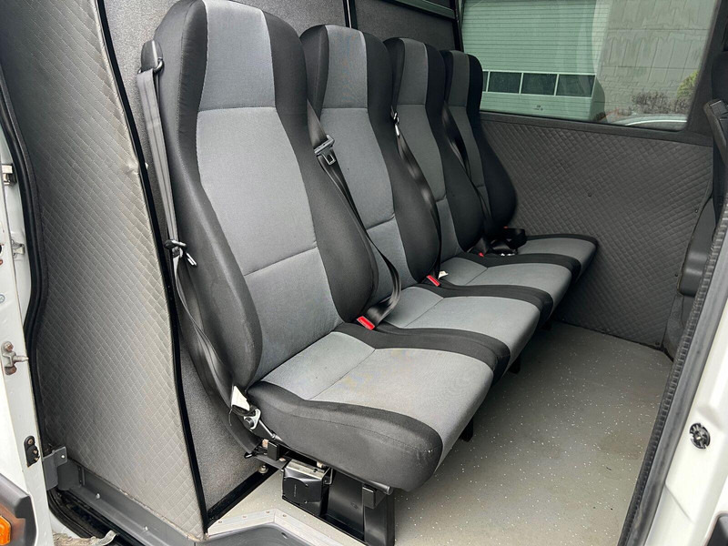 حافلة صغيرة, ميكروباص Iveco 50C15 3.0 Maxi Long L4H2 Brygadówka Doka 7-miejsc, Koła Bliźniac: صورة 19 حافلة صغيرة, ميكروباص Iveco 50C15 3.0 Maxi Long L4H2 Brygadówka Doka 7-miejsc, Koła Bliźniac: صورة 19