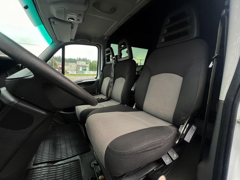 حافلة صغيرة, ميكروباص Iveco 50C15 3.0 Maxi Long L4H2 Brygadówka Doka 7-miejsc, Koła Bliźniac: صورة 9 حافلة صغيرة, ميكروباص Iveco 50C15 3.0 Maxi Long L4H2 Brygadówka Doka 7-miejsc, Koła Bliźniac: صورة 9