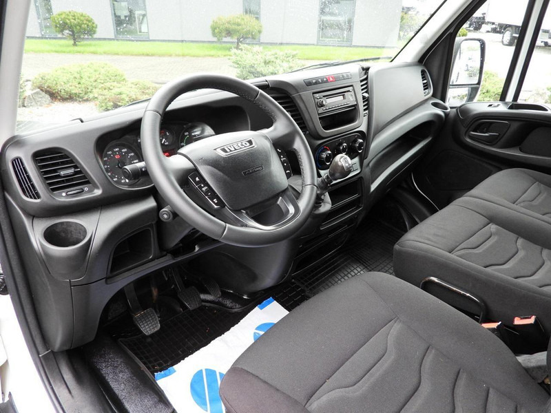 Iveco DAILY 35C13 WYWROTKA PODWÓJNA KABINA DOKA 7 MIEJSC TEMPOMAT BLIŹ - قلاب صغير, الشاحنات الصغيرة كابينة مزدوجة: صورة 2 Iveco DAILY 35C13 WYWROTKA PODWÓJNA KABINA DOKA 7 MIEJSC TEMPOMAT BLIŹ - قلاب صغير, الشاحنات الصغيرة كابينة مزدوجة: صورة 2