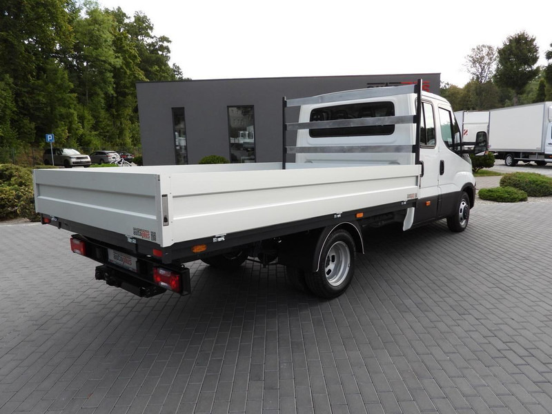Iveco DAILY 35C17 SKRZYNIA PODWÓJNA KABINA DOKA 7 MIEJSC TEMPOMAT BLIŹ - شاحنة مفتوحة: صورة 3 Iveco DAILY 35C17 SKRZYNIA PODWÓJNA KABINA DOKA 7 MIEJSC TEMPOMAT BLIŹ - شاحنة مفتوحة: صورة 3