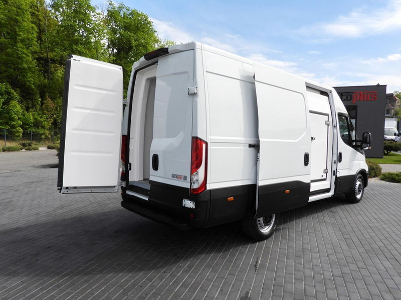 Iveco DAILY 35S14 FURGON CHŁODNIA -10*C ZASILANIE 230V TEMPOMAT AUTOMA - شاحنة مُبرّدة للتوصيل: صورة 3 Iveco DAILY 35S14 FURGON CHŁODNIA -10*C ZASILANIE 230V TEMPOMAT AUTOMA - شاحنة مُبرّدة للتوصيل: صورة 3