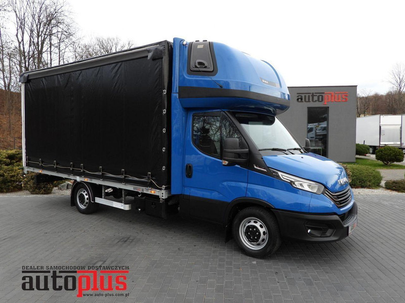 Iveco DAILY 35S21 PLANDEKA 10 PALET WEBASTO TEMPOMAT NAWIGACJA LEDY AU - شاحنة ستارة جانبية: صورة 1 Iveco DAILY 35S21 PLANDEKA 10 PALET WEBASTO TEMPOMAT NAWIGACJA LEDY AU - شاحنة ستارة جانبية: صورة 1