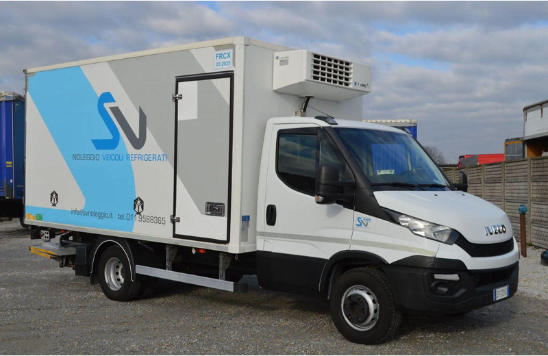 Iveco DAILY 60C15 REFRIGERATOR + SIDE AND REAR DOORS, LIFT FOLDED UNDE - شاحنة الفريزر: صورة 5 Iveco DAILY 60C15 REFRIGERATOR + SIDE AND REAR DOORS, LIFT FOLDED UNDE - شاحنة الفريزر: صورة 5