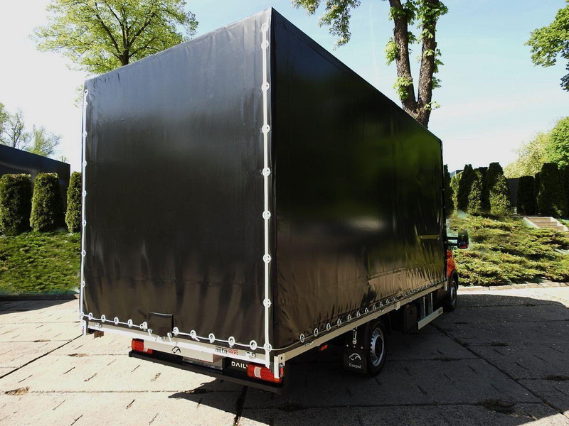 Iveco DAILY NOWY 35S18 CONNECT PLANDEKA 10 PALET WEBASTO KLIMATYZACJA - شاحنة مقفلة: صورة 3 Iveco DAILY NOWY 35S18 CONNECT PLANDEKA 10 PALET WEBASTO KLIMATYZACJA - شاحنة مقفلة: صورة 3