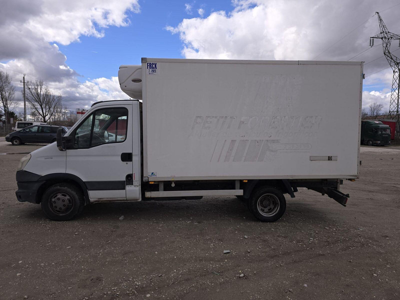 Iveco Daily 35 C 13 - Carrier Xarios 500 frigo - شاحنة مُبرّدة للتوصيل: صورة 5 Iveco Daily 35 C 13 - Carrier Xarios 500 frigo - شاحنة مُبرّدة للتوصيل: صورة 5