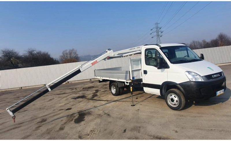 Iveco Daily 35C13 Bonfiglioli P 2300 - Pritsche 4,3 m - شاحنة مفتوحة: صورة 1 Iveco Daily 35C13 Bonfiglioli P 2300 - Pritsche 4,3 m - شاحنة مفتوحة: صورة 1