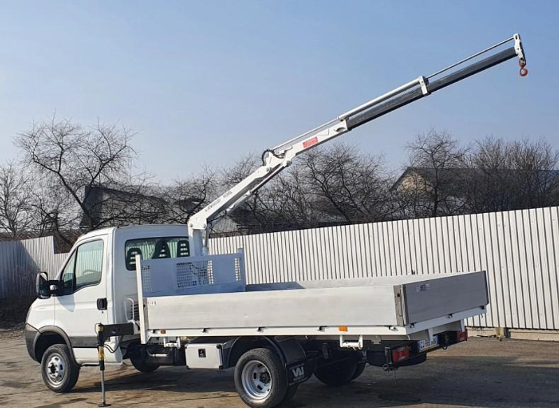 Iveco Daily 35C13 Bonfiglioli P 2300 - Pritsche 4,3 m - شاحنة مفتوحة: صورة 3 Iveco Daily 35C13 Bonfiglioli P 2300 - Pritsche 4,3 m - شاحنة مفتوحة: صورة 3