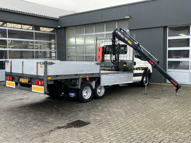 Iveco Daily 40C17 - Flatbed truck + crane - شاحنة مفتوحة: صورة 3 Iveco Daily 40C17 - Flatbed truck + crane - شاحنة مفتوحة: صورة 3