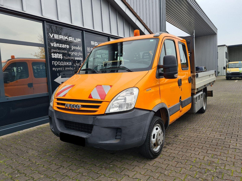 Iveco Daily 50C15 Doka Flatbed + Crane Hummel GSK 500 - شاحنات مسطحة, شاحنة كرين: صورة 1 Iveco Daily 50C15 Doka Flatbed + Crane Hummel GSK 500 - شاحنات مسطحة, شاحنة كرين: صورة 1