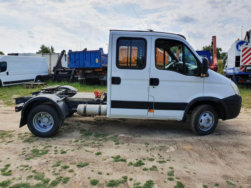 Iveco Daily 50C17 DOKA BE Mini Trekker - SZM - 3.5t - وحدة جر: صورة 4 Iveco Daily 50C17 DOKA BE Mini Trekker - SZM - 3.5t - وحدة جر: صورة 4