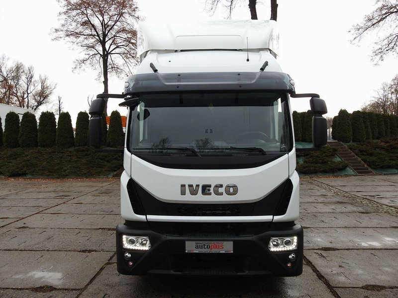 Iveco EUROCARGO 120-250 NOWY PLANDEKA WINDA 18 PALET WEBASTO KLIMATYZA - شاحنة مقفلة: صورة 5 Iveco EUROCARGO 120-250 NOWY PLANDEKA WINDA 18 PALET WEBASTO KLIMATYZA - شاحنة مقفلة: صورة 5