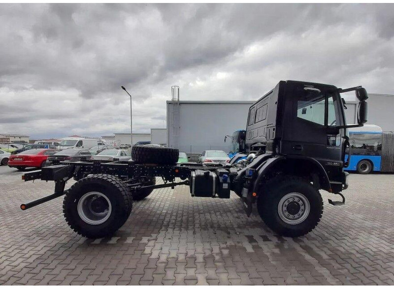 Iveco EuroCargo 4x4 ML150E28WS Chassis - شاحنة هيكل كابينة: صورة 4 Iveco EuroCargo 4x4 ML150E28WS Chassis - شاحنة هيكل كابينة: صورة 4