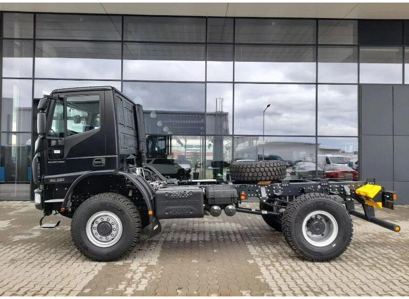 Iveco EuroCargo ML150E28WS - شاحنة هيكل كابينة: صورة 4 Iveco EuroCargo ML150E28WS - شاحنة هيكل كابينة: صورة 4