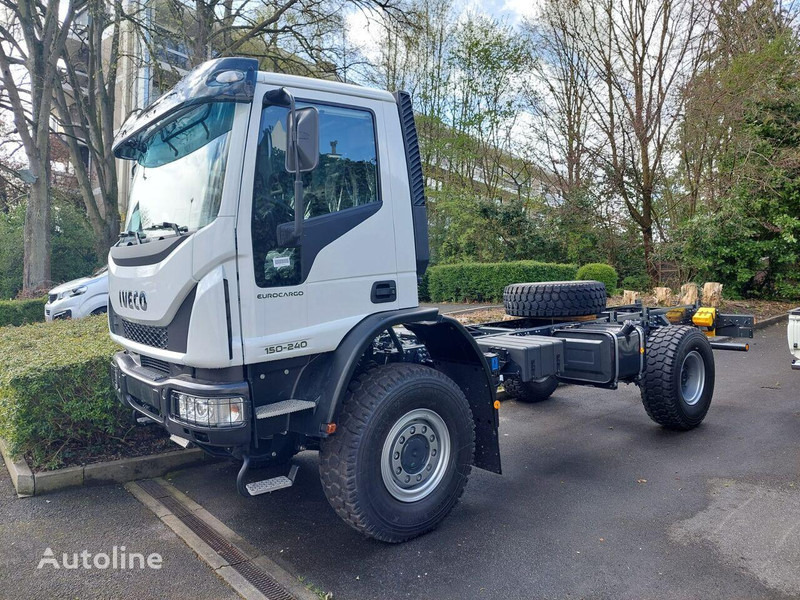 Iveco ML 150E24WS 4x4 - شاحنة هيكل كابينة: صورة 1 Iveco ML 150E24WS 4x4 - شاحنة هيكل كابينة: صورة 1