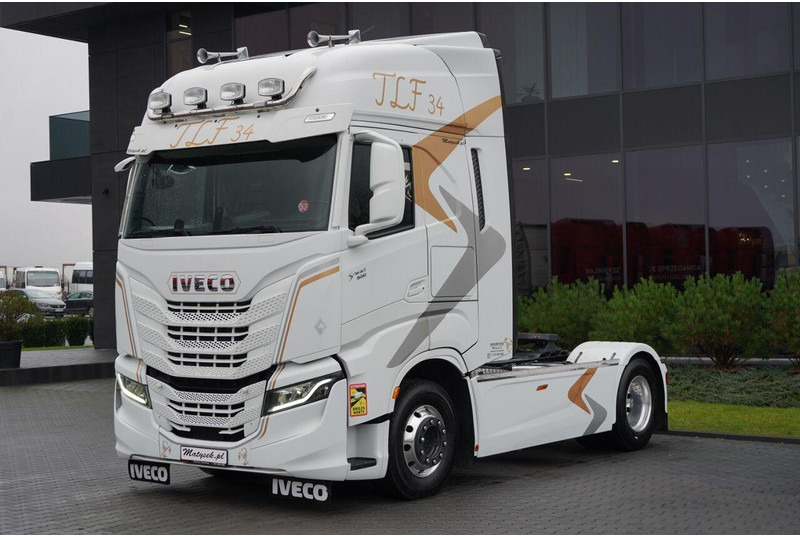 Iveco S-WAY / 530 / RETARDER / I-PARK COOL / FULL AIRMATIC / OPONY 10 - وحدة جر: صورة 4 Iveco S-WAY / 530 / RETARDER / I-PARK COOL / FULL AIRMATIC / OPONY 10 - وحدة جر: صورة 4