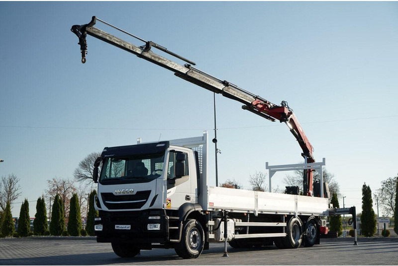 Iveco STRALIS 460 / 6X2 / SKRZYNIOWY 8,1 m + HDS FASSI. F185 MAX UDŹWI - شاحنات مسطحة, شاحنة كرين: صورة 1 Iveco STRALIS 460 / 6X2 / SKRZYNIOWY 8,1 m + HDS FASSI. F185 MAX UDŹWI - شاحنات مسطحة, شاحنة كرين: صورة 1