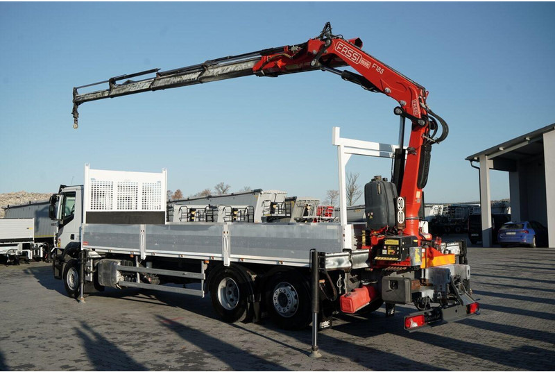Iveco STRALIS 460 / 6X2 / SKRZYNIOWY 8,1 m + HDS FASSI. F185 MAX UDŹWI - شاحنات مسطحة, شاحنة كرين: صورة 3 Iveco STRALIS 460 / 6X2 / SKRZYNIOWY 8,1 m + HDS FASSI. F185 MAX UDŹWI - شاحنات مسطحة, شاحنة كرين: صورة 3
