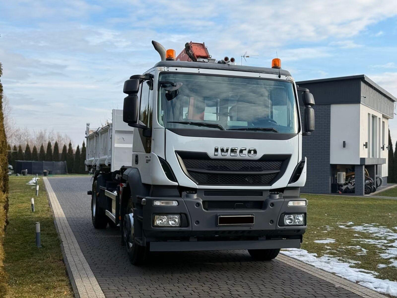Iveco Stralis 330 - 3 way tipper + crane - شاحنة قلاب, شاحنة كرين: صورة 2 Iveco Stralis 330 - 3 way tipper + crane - شاحنة قلاب, شاحنة كرين: صورة 2