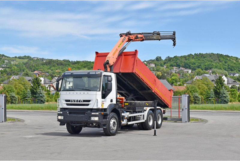 Iveco TRAKKER 360 * KIPPER 5,60 m * PK 15500 + FUNK * 6x4 - شاحنة قلاب, شاحنة كرين: صورة 2 Iveco TRAKKER 360 * KIPPER 5,60 m * PK 15500 + FUNK * 6x4 - شاحنة قلاب, شاحنة كرين: صورة 2