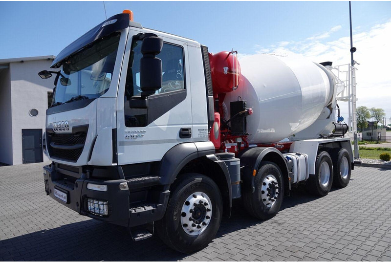 Iveco TRAKKER 410 / 8X4 / BETONOMIESZARKA 9 M3 / PUTZMEISTER / ALUFELG - شاحنة خلاطة خرسانة: صورة 2 Iveco TRAKKER 410 / 8X4 / BETONOMIESZARKA 9 M3 / PUTZMEISTER / ALUFELG - شاحنة خلاطة خرسانة: صورة 2