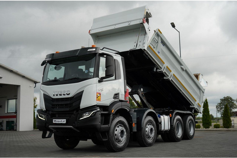 Iveco X-WAY 480 / 8X4 / WYWROTKA DWUSTRONNA / HYDROBURTA / HYDROKLAPA - شاحنة قلاب: صورة 1 Iveco X-WAY 480 / 8X4 / WYWROTKA DWUSTRONNA / HYDROBURTA / HYDROKLAPA - شاحنة قلاب: صورة 1