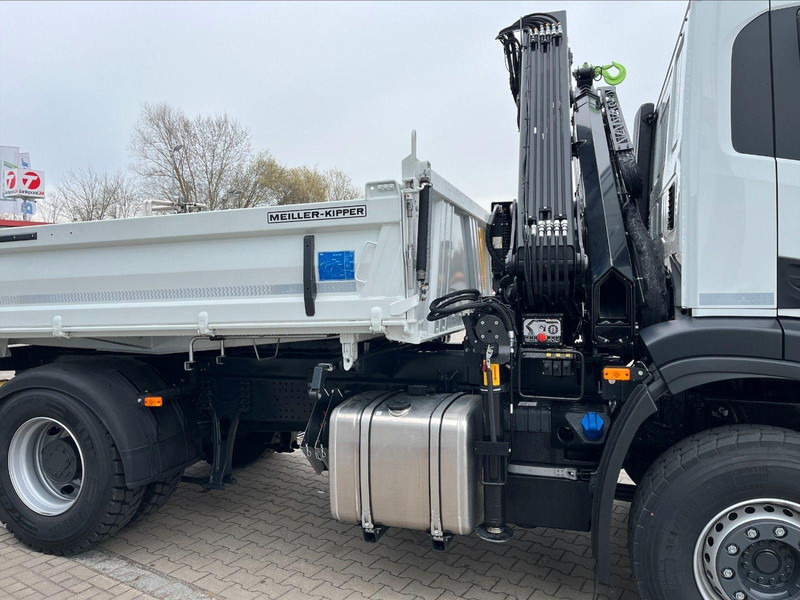 Iveco X-WAY AD200X36/P HR OFF 3 way tipper - شاحنة قلاب, شاحنة كرين: صورة 5 Iveco X-WAY AD200X36/P HR OFF 3 way tipper - شاحنة قلاب, شاحنة كرين: صورة 5