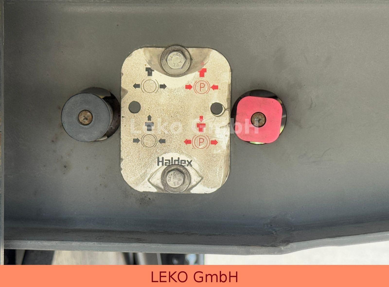 نصف مقطورة مُبرِّدة LAMBERET Mit Carrier Vec 1950 Bis -30°C: صورة 16 نصف مقطورة مُبرِّدة LAMBERET Mit Carrier Vec 1950 Bis -30°C: صورة 16