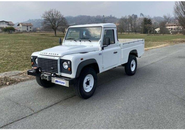 Land Rover Defender 110 - 2.2 Td4 4x4 Platós - شاحنة مفتوحة: صورة 1 Land Rover Defender 110 - 2.2 Td4 4x4 Platós - شاحنة مفتوحة: صورة 1