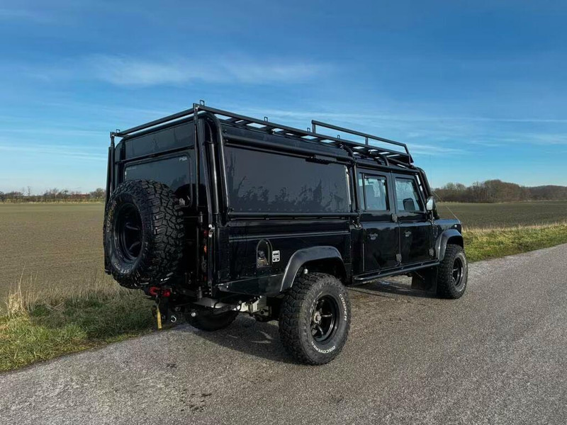 Land Rover Defender 130 - Off road 4x4 - سيارة دفع رباعي: صورة 4 Land Rover Defender 130 - Off road 4x4 - سيارة دفع رباعي: صورة 4