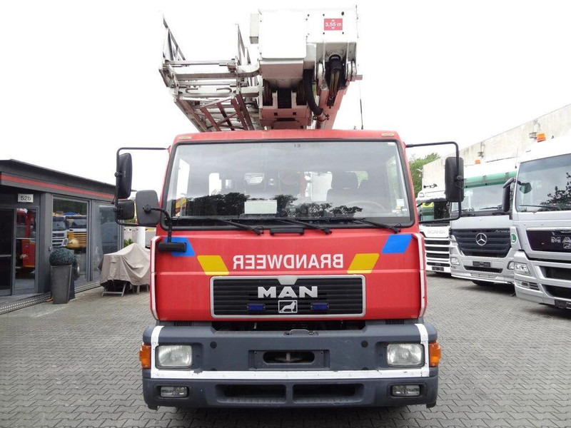 MAN 18.284 L2000 - Fire truck+ladder lift - سيارة إطفاء: صورة 2 MAN 18.284 L2000 - Fire truck+ladder lift - سيارة إطفاء: صورة 2