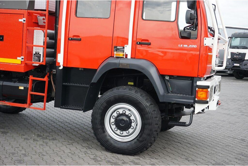 سيارة إطفاء MAN LE 220 / 4 X 4 / DOKA / STRAŻ POZARNA: صورة 18 سيارة إطفاء MAN LE 220 / 4 X 4 / DOKA / STRAŻ POZARNA: صورة 18