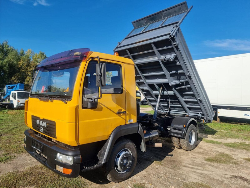MAN LE 8.180 Meiller Kipper Three-Sided Tipper - 3 old. billencs - T - شاحنة قلاب: صورة 3 MAN LE 8.180 Meiller Kipper Three-Sided Tipper - 3 old. billencs - T - شاحنة قلاب: صورة 3