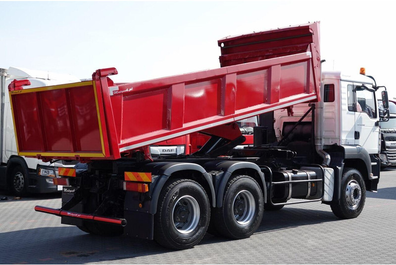 MAN TGA 33.390 / 6X4 / WYWROTKA 2 STRONNA / HYDROBURTA / MANUAL / SP - شاحنة قلاب: صورة 3 MAN TGA 33.390 / 6X4 / WYWROTKA 2 STRONNA / HYDROBURTA / MANUAL / SP - شاحنة قلاب: صورة 3