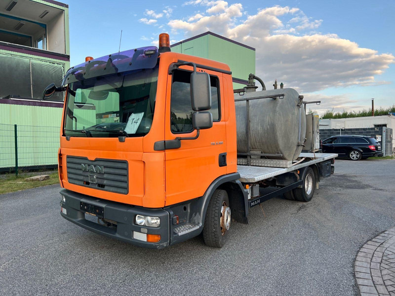 MAN TGL 8.180 Vacuum truck / Toilet Cleaner - شاحنة الشفط: صورة 1 MAN TGL 8.180 Vacuum truck / Toilet Cleaner - شاحنة الشفط: صورة 1