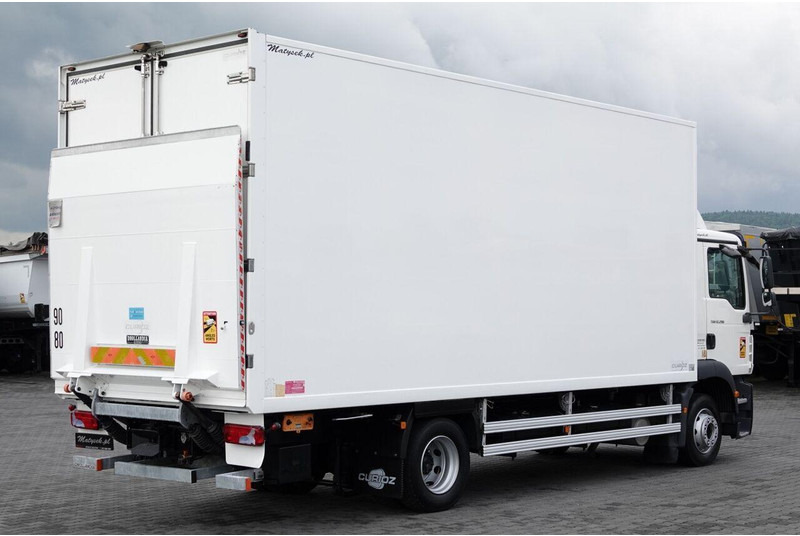 MAN TGM 12.290 / 4x2 / CHŁODNIA 6,5 M / AGREGAT THERMO KING T-600 R - شاحنة الفريزر: صورة 3 MAN TGM 12.290 / 4x2 / CHŁODNIA 6,5 M / AGREGAT THERMO KING T-600 R - شاحنة الفريزر: صورة 3